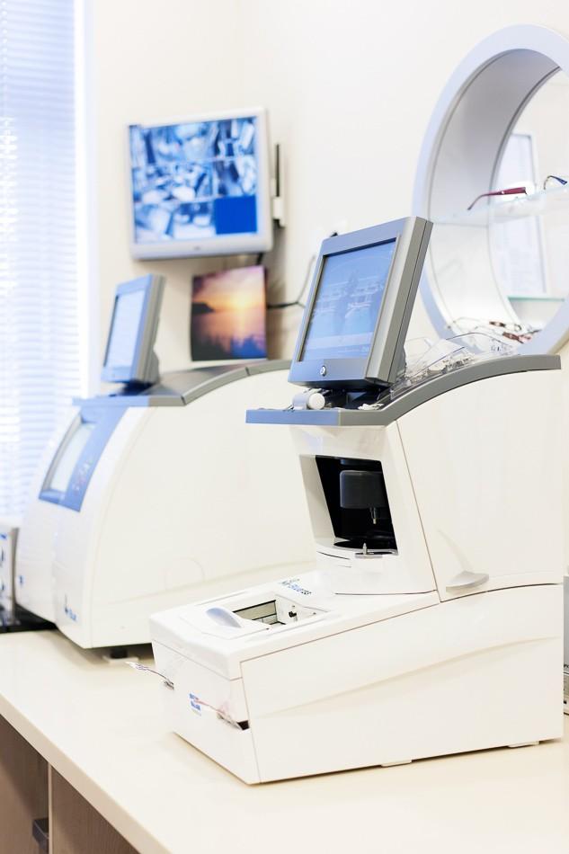 Pregled vida, Servis in izdelava očal, Optika Celje