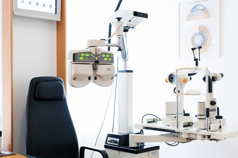 Pregled vida, Servis in izdelava očal, Optika Celje