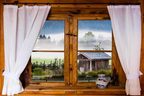 GARAŽNA VRATA, ROLO GARAŽNA VRATA, DVIŽNA GARAŽNA VRATA 