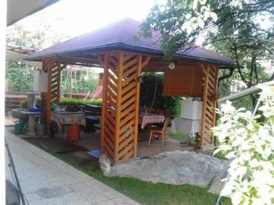 Izdelava pohištva po meri, masivno pohištvo, stopnice iz masivnega lesa, vrtne hiške