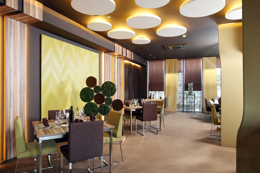 RESTAVRACIJA HARFA, LJUBLJANA