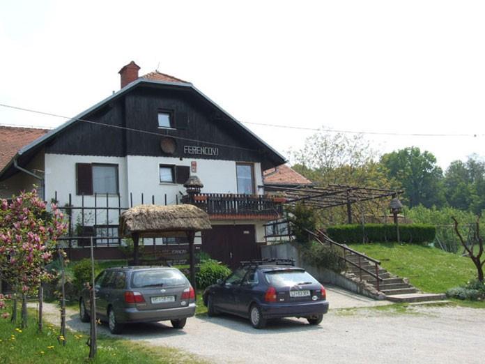 Prenočišča in Kulinarika na goričkem, turistična kmetija ferencovi, cankova, prekmurje 
