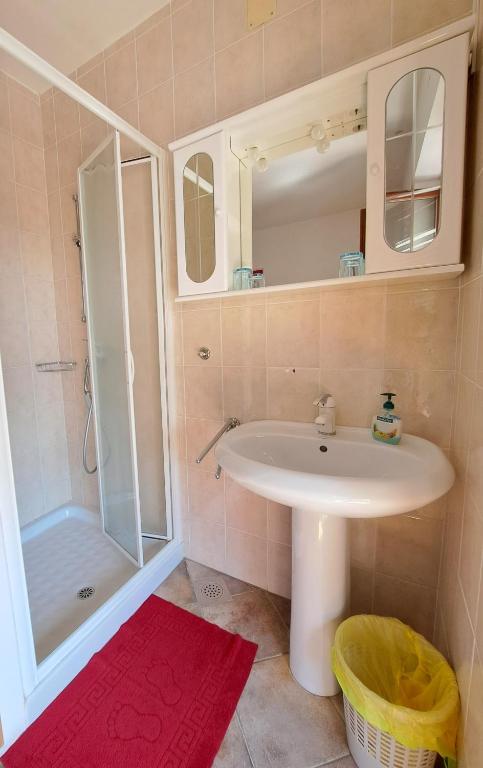 Sobe in apartmaji Čehovin, Postojna