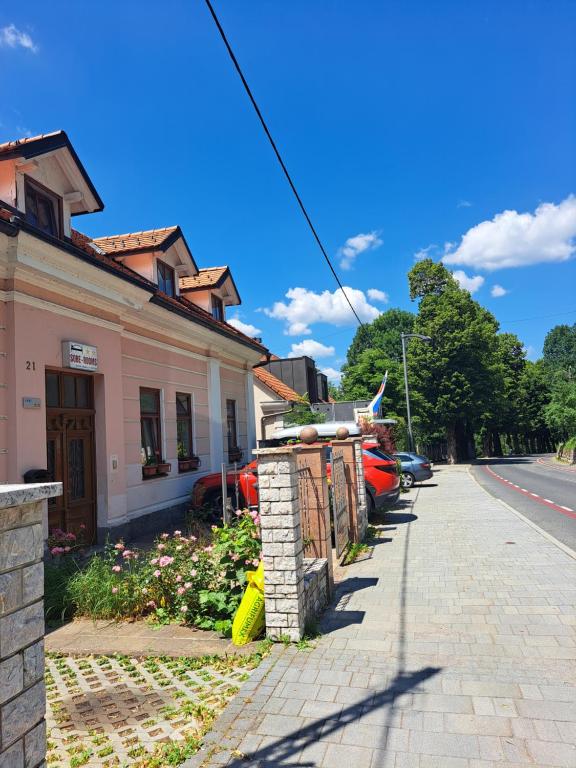 Sobe in apartmaji Čehovin, Postojna