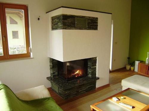 KRUŠNA PEČ, IZDELAVA KAMINOV, PEČI, ŠTEDILNIKOV, PEČARSTVO A KOZMUS