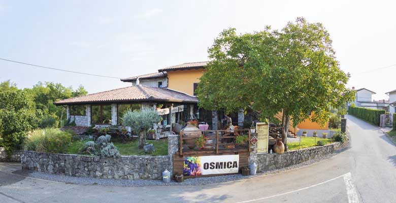Izletniška kmetija in osmica pri krčarju tipične kraške jedi