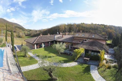 VINSKA KLET GORIŠKA BRDA, SOBE APARTMAJI VALENTINČIČ TURIZEM