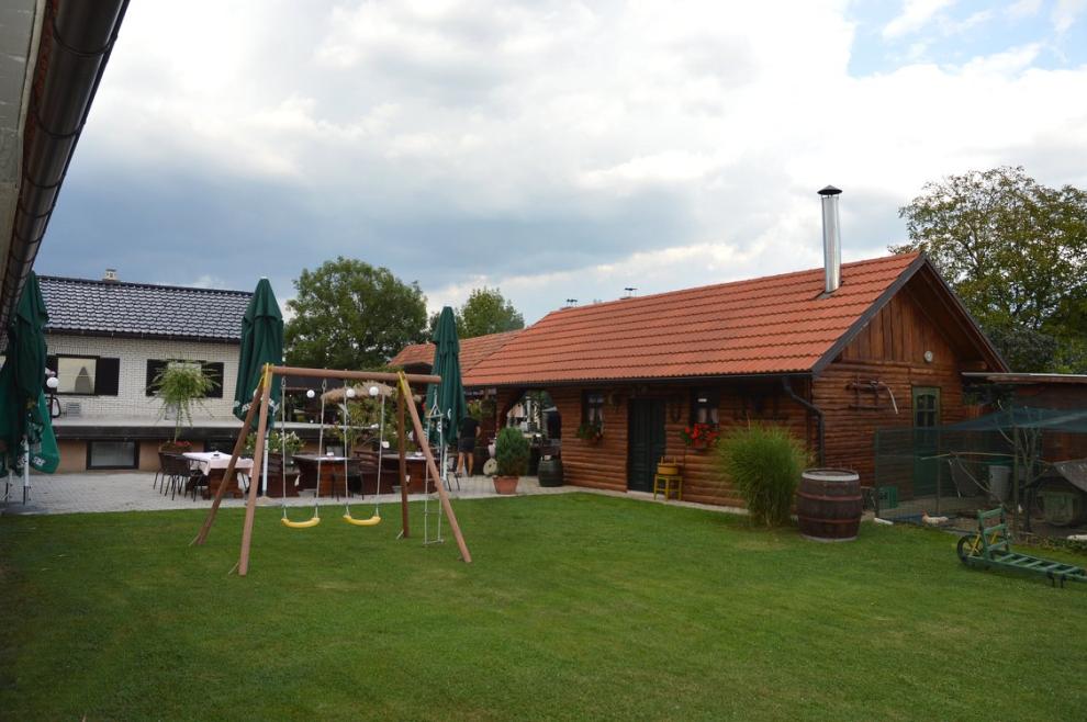 Domača kuhinja, Gostilna Slovenski Hram, Ptuj 