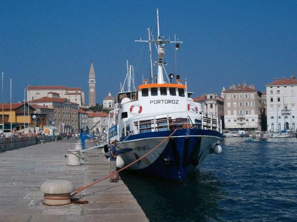 LADIJSKI PREVOZI POTNIKOV, LADJA MEJA IN LADJA PORTOROŽ, BRODARSTVO GORJAN, PIRAN 6