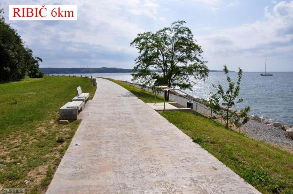 Turistična kmetija, klet klobas, Sečovje