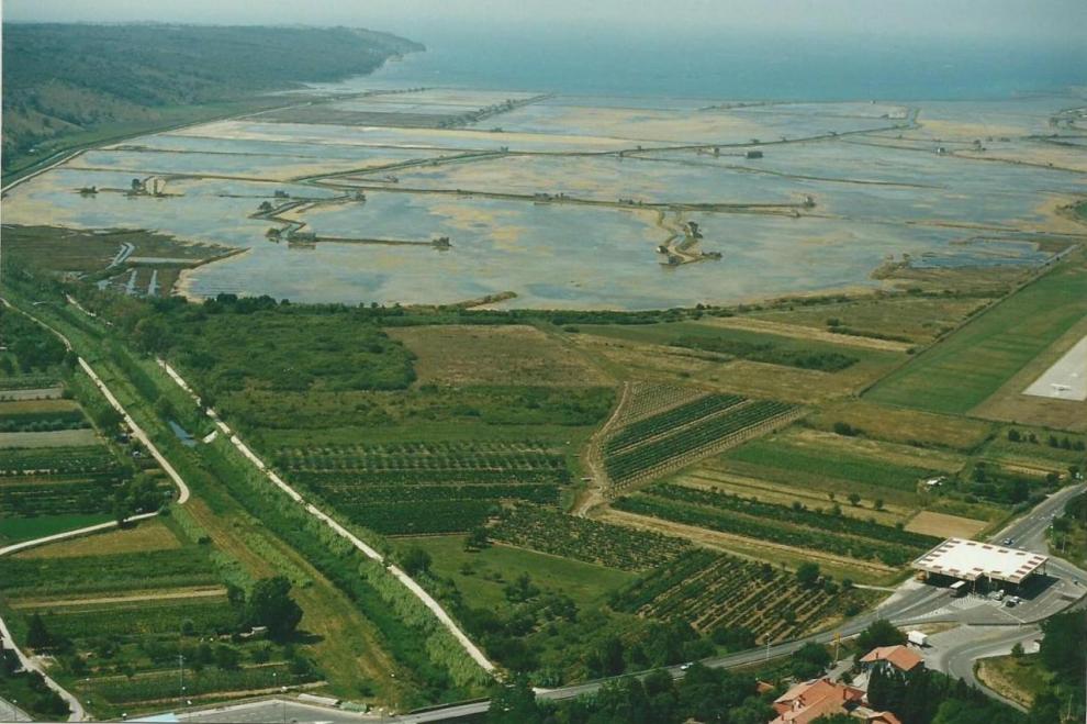 Turistična kmetija, klet klobas, Sečovje