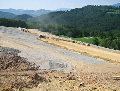 OZELENITEV BREŽIN | UTRJEVANJE BREŽIN | ZAŠČITA BREŽIN Z MREŽO1