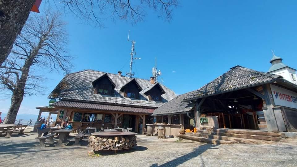 Dom na Joštu, hrana za razgledam