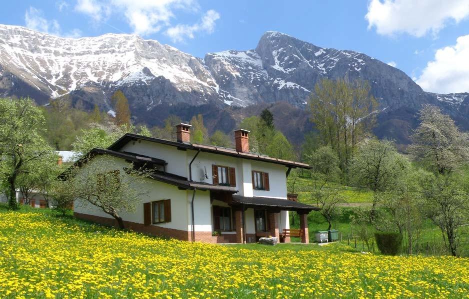 OPREMLJENI APARTMAJI, UGODNE POČITNIŠKE HIŠE - POČITNIŠKA HIŠA IVANČIČ, KOBARID 1