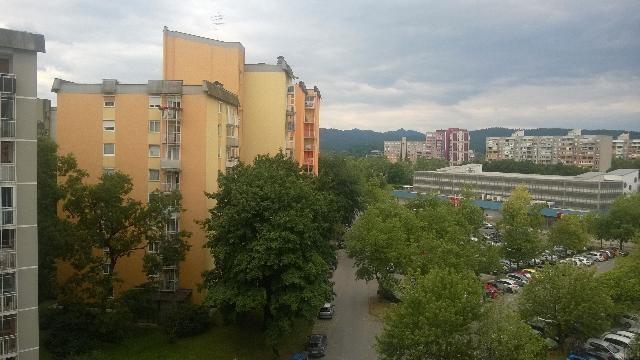 RUJ NEPREMIČNINE,NEPREMIČNINSKA AGENCIJA-SEŽANA 10