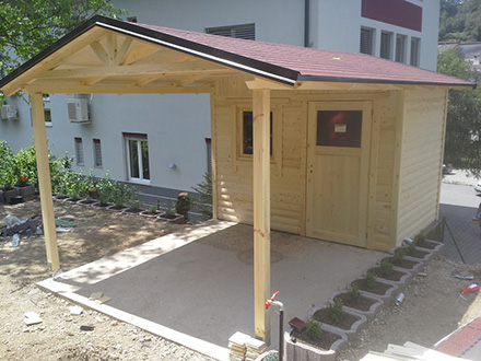 Lesene hiške, tobogan za otroke, vrtne hiške