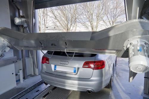 KOMPRIMIRAN ZRAK IN AVTOPRALNA TEHNIKA KOZAMA, LJUBLJANA