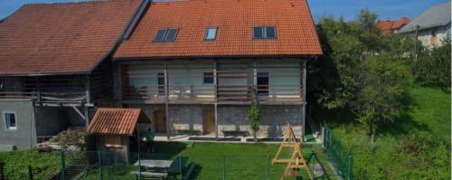 APARTMAJI ŠUSTER, STARI TRG OB KOLPI - OB REKI KOLPI