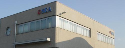 MULTIMEDIJSKA OPREMA, KONFERENČNA OPREMA, SISTEMI ZA OZVOČENJE, SEŽANA, SEA