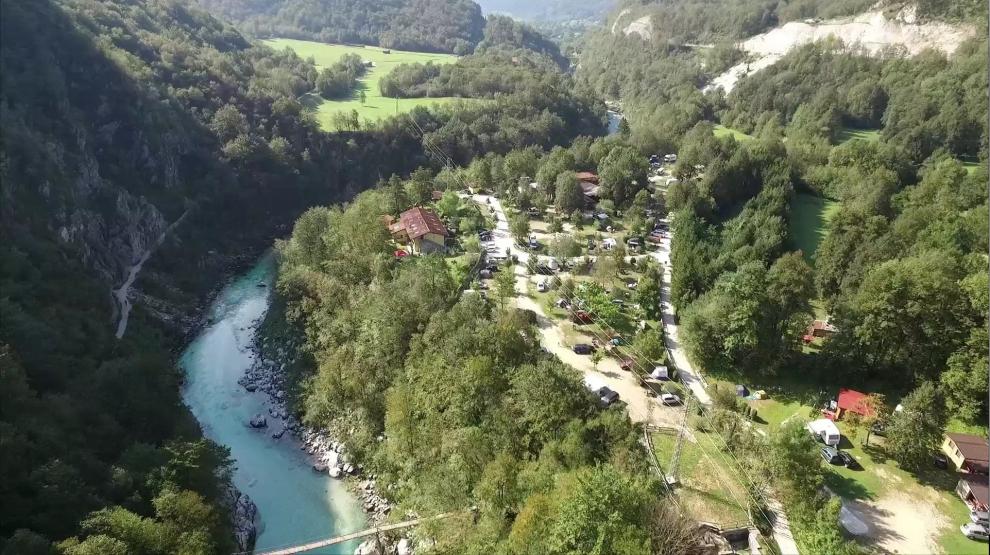 Prenočišča, apartma, restavracija in kamp lazar, kobarid