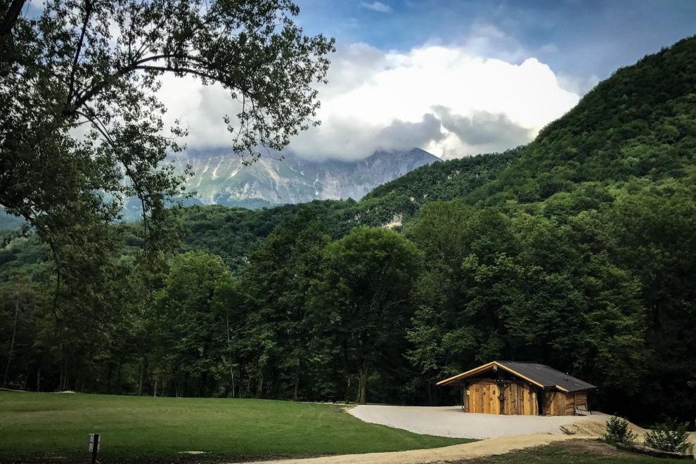 Prenočišča, apartma, restavracija in kamp lazar, kobarid