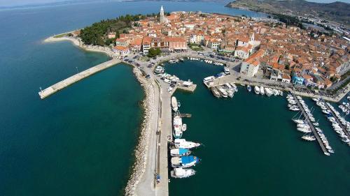 TURISTIČNA AGENCIJA V IZOLI T.A. SPIK