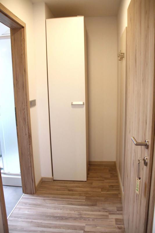 TURISTIČNA KMETIJA ČEMAS, APARTMAJI ZELENI JURIJ, VINICA 5