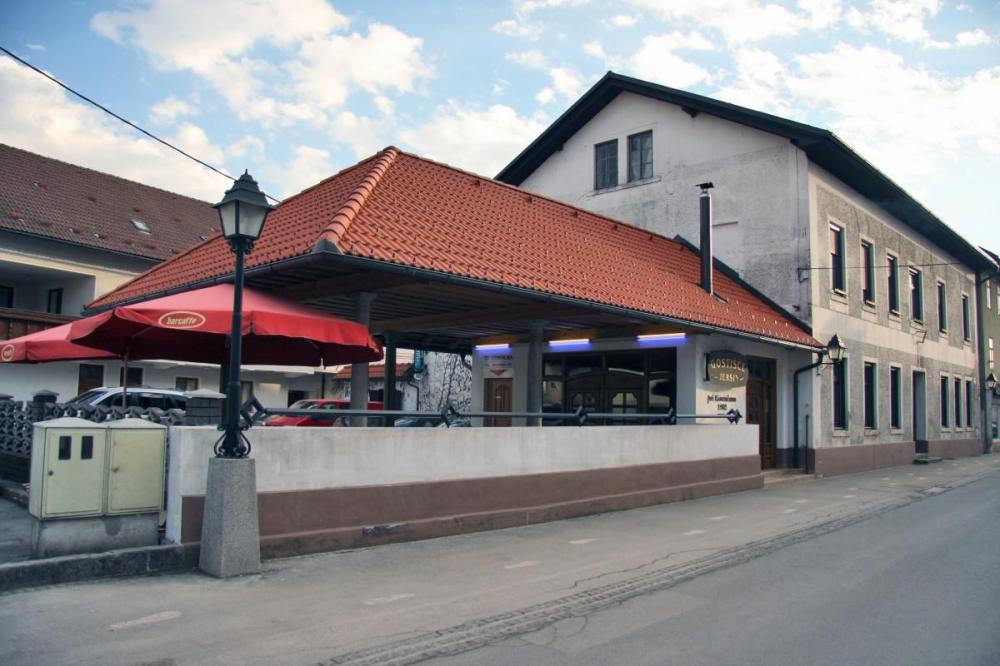 Rooms Postojna Restaurant