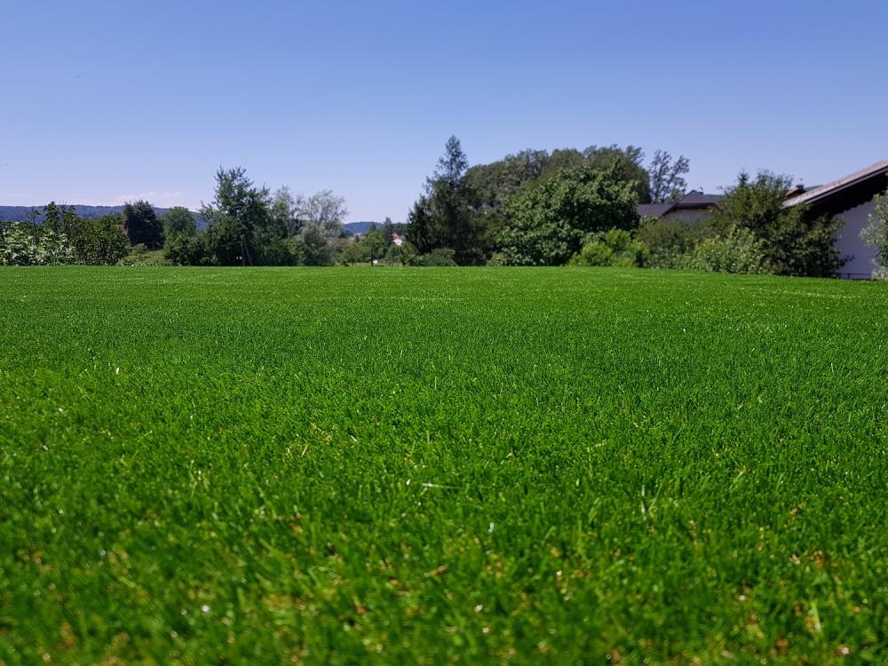 Umetna trava za otroška igrišča