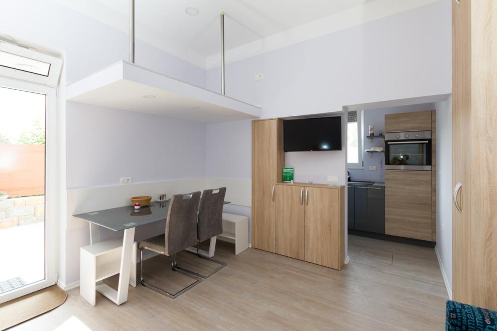 Apartmaji ob morju, sobe, Pobegi, Koper, obala