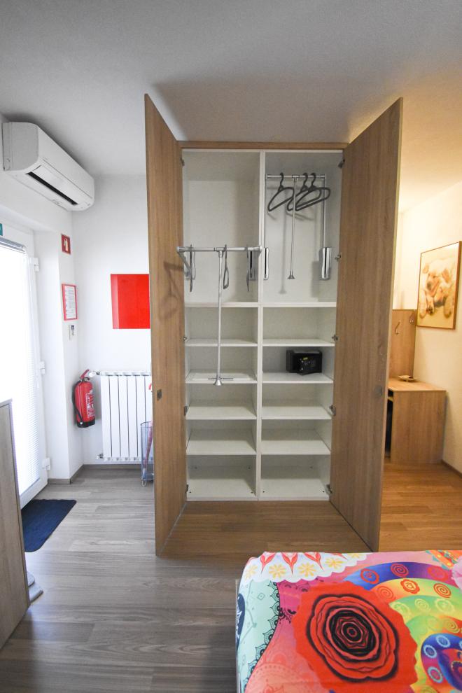 Apartmaji ob morju, sobe, Pobegi, Koper, obala