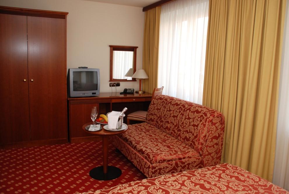 Restavracija in pivnica, Prenočišča, Hotel Zvezda, Murska Sobota