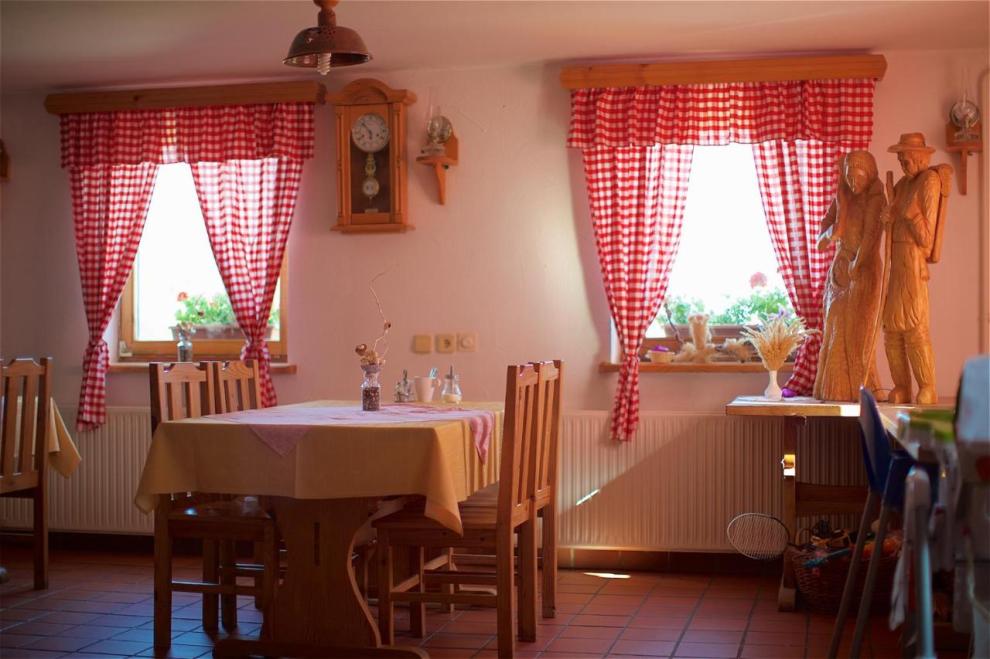 Apartmaji med vinogradi Lovrec