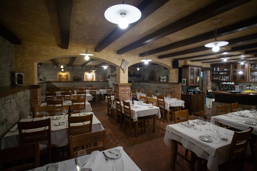 Hotel Prunk, Restavracija