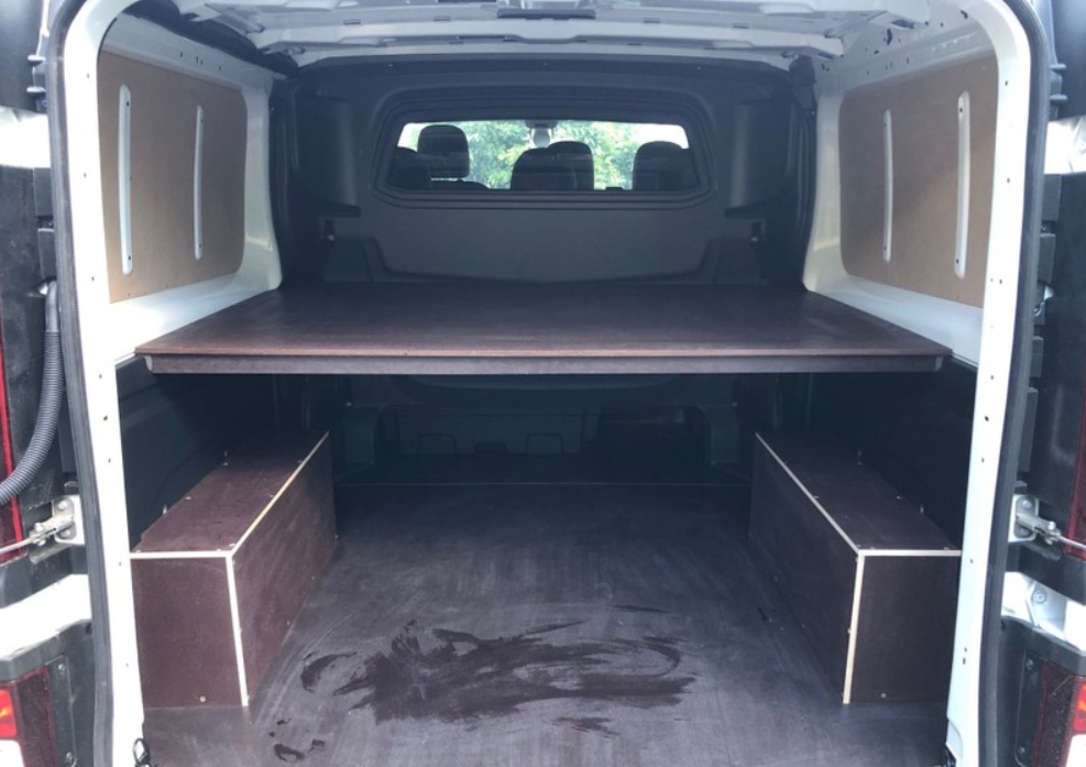 zaščita po meri tovornega prostora za kombije in dostavna vozila