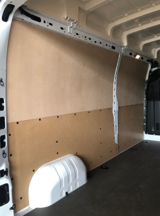 zaščita po meri tovornega prostora za kombije in dostavna vozila