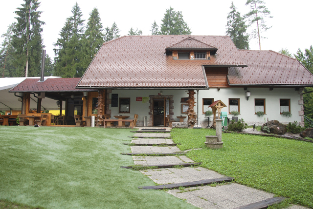 Dostava malic, Komenda