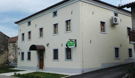 DOMAČIJA JANKOVI, APARTMAJI, IZPOSOJA KOLES VREMSKI BRITOF