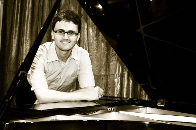 PIANIST TADEJ HORVAT, LJUBLJANA