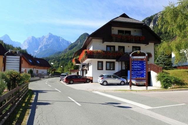 APARTMAJI KRANJSKA GORA ROŽLE