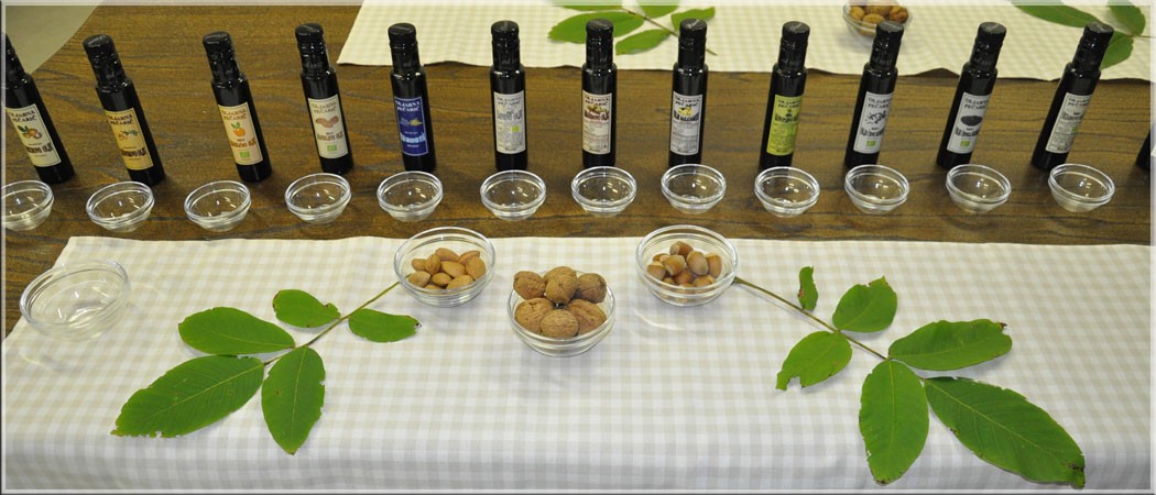 SLOVENSKA OLJARNA EKOLOŠKO PRIDELANA OLJA SLOVENSKA OLJARNA EKOLOŠKO PRIDELANA OLJA