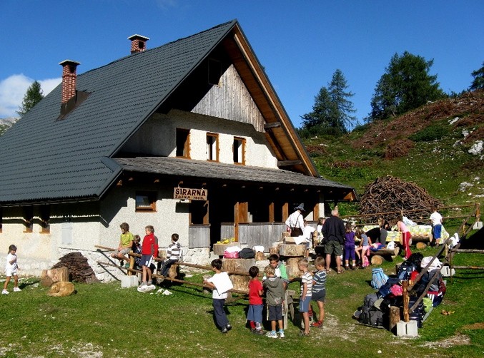 SIRARNA ZADNJI VOGEL, BOHINJSKA BISTRICA SIRARNA ZADNJI VOGEL, BOHINJSKA BISTRICA