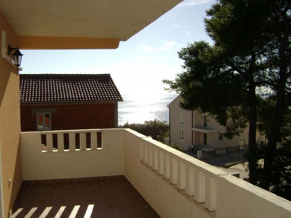 APARTMAJI PLAŽA, HVAR