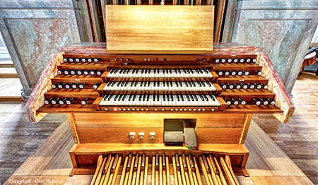 OBNOVA ORGEL, GLASBILA, KLAVIRJA, HARMONIJEV, ORGLARSTVO, ALEŠ RAZPOTNIK, IZLAKE